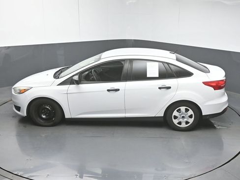 Used 2016 Ford Focus S FWD image 41