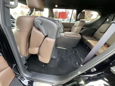 Certified 2024 Nissan Armada Platinum w/ Captain's Chairs Package image 32