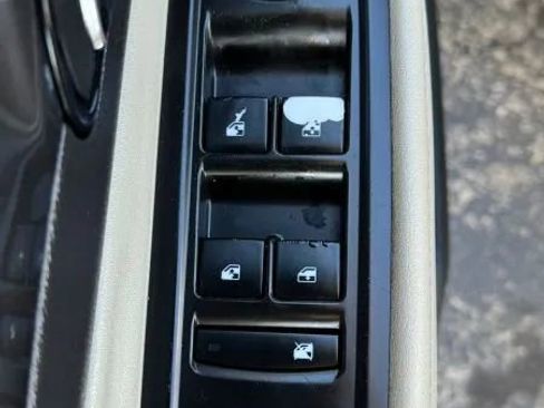 Used 2019 Buick Encore Preferred image 37