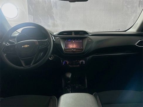 Used 2022 Chevrolet TrailBlazer LT image 22