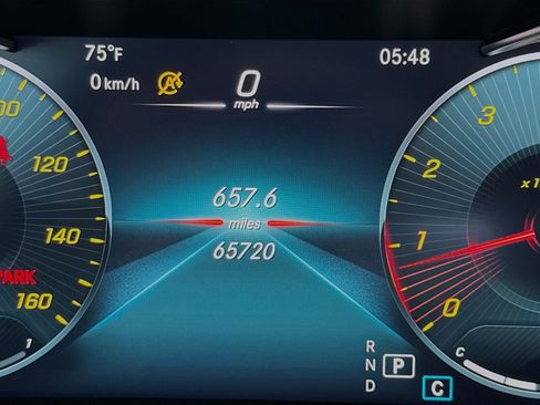 Used 2021 Mercedes-Benz GLC 300 image 8