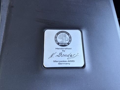 Certified 2021 Mercedes-Benz G 63 AMG 4MATIC image 18