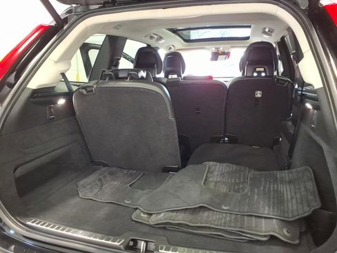 Used 2016 Volvo XC90 T6 Momentum image 24