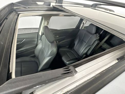 Used 2023 Subaru Ascent Limited w/ Technology Package AWD/4WD image 25