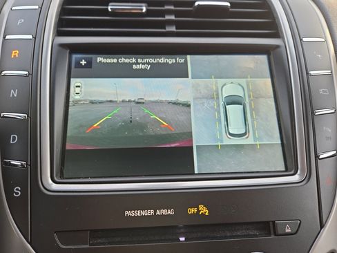 Used 2018 Lincoln MKX Reserve w/ Luxury Package image 19