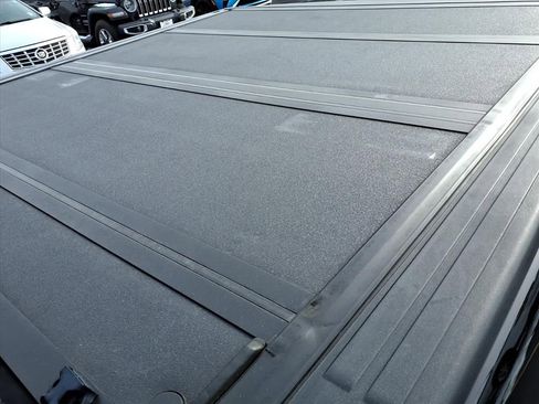 Used 2019 RAM 1500 Laramie image 22