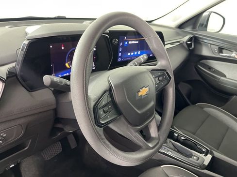 Certified 2025 Chevrolet TrailBlazer LT AWD/4WD image 22