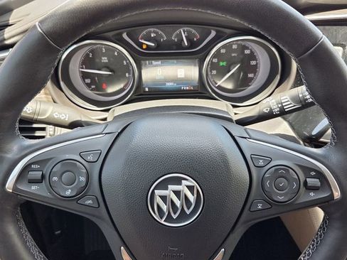 Used 2020 Buick Envision Essence w/ Experience Buick Package FWD image 21
