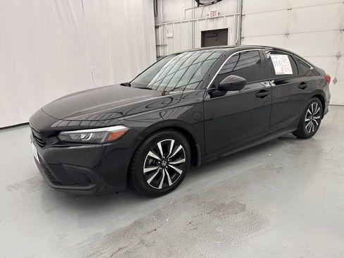 Used 2024 Honda Civic EX image 3