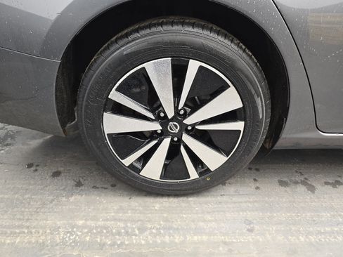 Used 2022 Nissan Altima 2.5 SV image 16