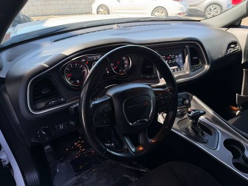 Used 2021 Dodge Challenger SXT RWD image 13