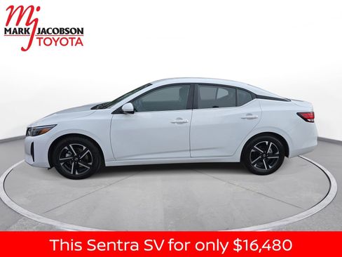 Used 2024 Nissan Sentra SV image 14