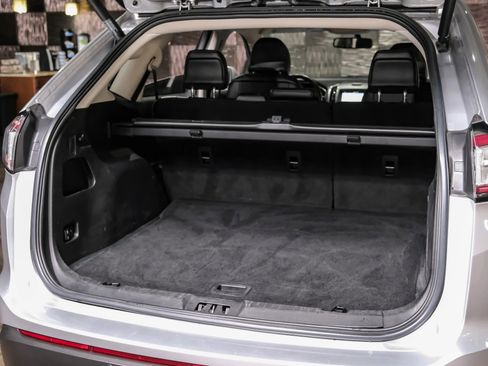 Used 2018 Ford Edge Titanium w/ Technology Package image 60