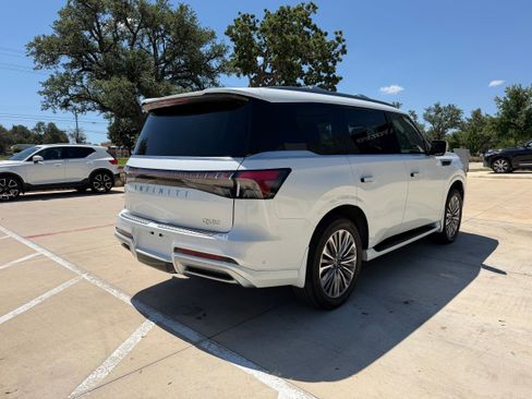 Used 2026 INFINITI QX80 Luxe w/ Exterior Package RWD image 6