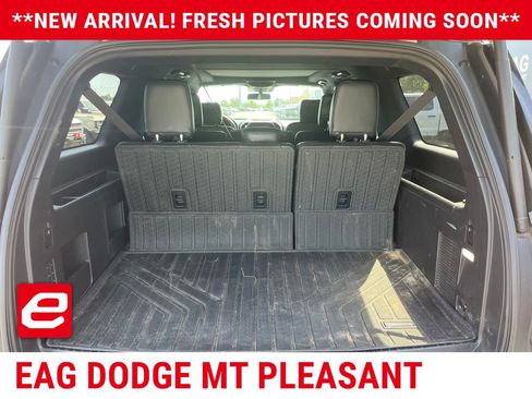 Used 2018 Ford Expedition Max XLT w/ Equipment Group 202A AWD/4WD image 13