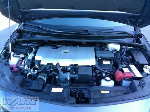 Certified 2022 Toyota Prius Prime Limited image 7