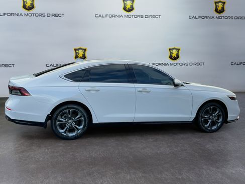 Used 2023 Honda Accord EX image 4