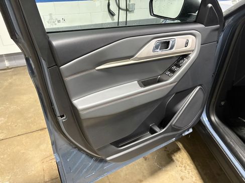 New 2026 Ford Explorer Active image 19