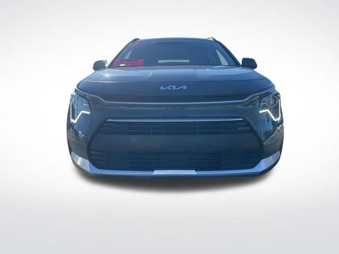 Certified 2023 Kia Niro EX image 2