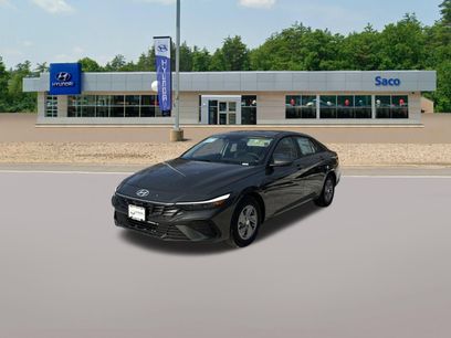 New 2026 Hyundai Elantra SE