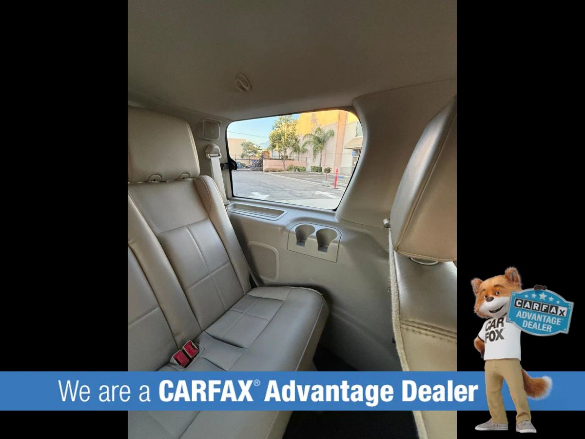 Used 2014 Lincoln Navigator 4WD image 34