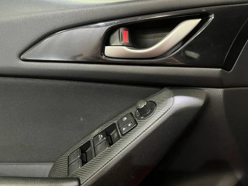 Used 2015 MAZDA MAZDA3 i Touring FWD image 13