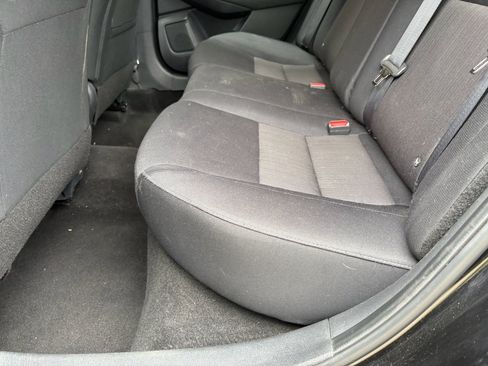 Used 2023 Nissan Sentra SV FWD image 18