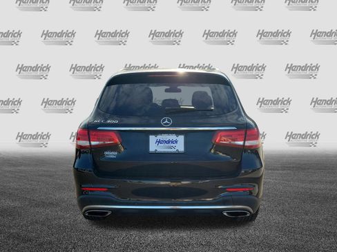 Used 2019 Mercedes-Benz GLC 300 image 6
