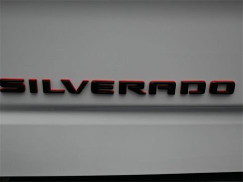 Used 2023 Chevrolet Silverado 1500 RST w/ Redline Edition image 6