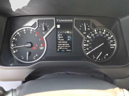 Certified 2026 Toyota Tundra SR5 AWD/4WD image 10