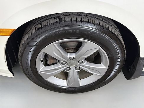 Used 2018 Honda Odyssey EX-L image 22