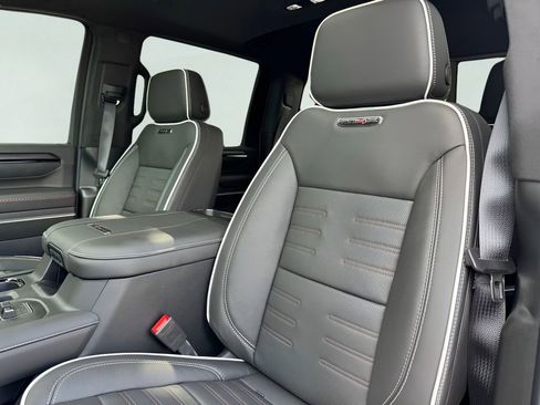 New 2026 GMC Sierra 2500 AT4X AWD/4WD image 9