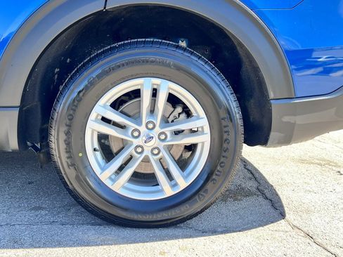 Used 2023 Ford Explorer 4WD image 10