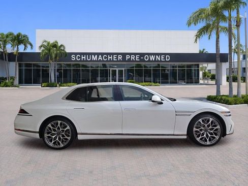 Used 2024 Genesis G90 3.5T AWD/4WD image 8