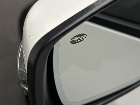 Used 2024 Subaru Legacy Limited AWD/4WD image 5