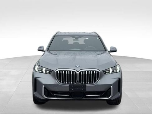 Used 2024 BMW X5 xDrive40i AWD/4WD image 2