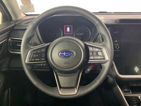 Used 2025 Subaru Outback Touring XT AWD/4WD image 28