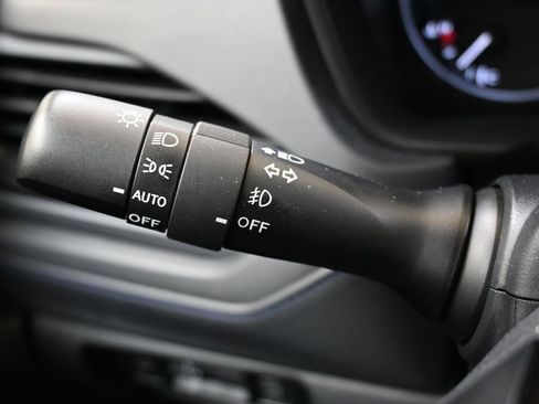 Used 2025 Subaru Forester Premium AWD/4WD image 29