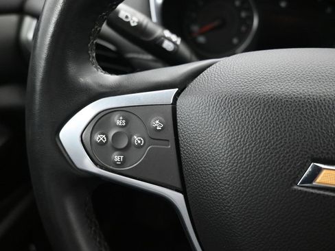 Used 2023 Chevrolet Traverse LT image 19