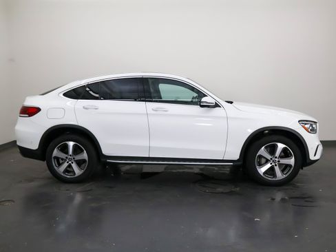 Used 2023 Mercedes-Benz GLC 300 4MATIC Coupe image 2