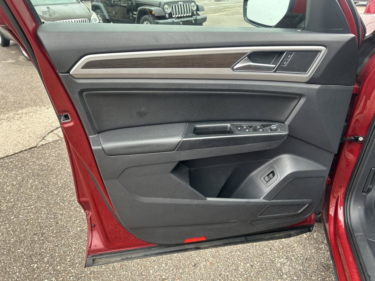 Used 2019 Volkswagen Atlas SE w/ Panoramic Sunroof Package AWD/4WD image 15