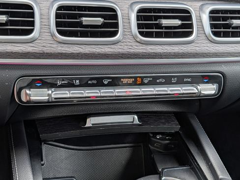 Used 2022 Mercedes-Benz GLE 350 image 23