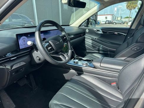 Used 2025 Genesis GV80 2.5T Standard AWD/4WD image 8