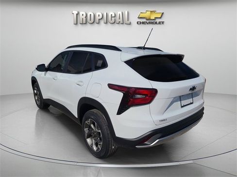New 2026 Chevrolet Trax LT w/ Driver Confidence Package image 3