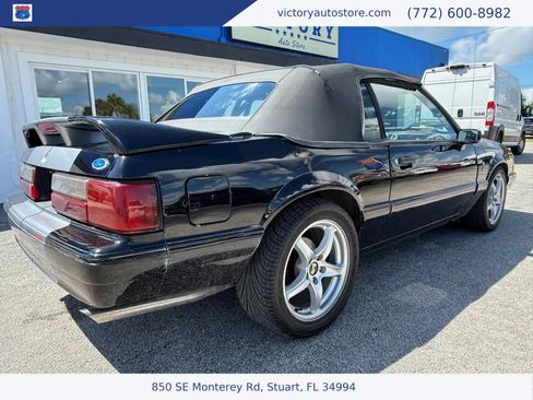 Used 1989 Ford Mustang LX image 4