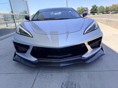 Used 2021 Chevrolet Corvette Stingray Premium Cpe w/ Z51 Performance Package RWD image 4