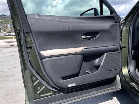 Used 2019 Lexus UX 250h FWD image 27