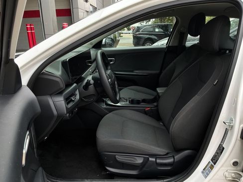 Used 2025 Kia K4 FWD image 10