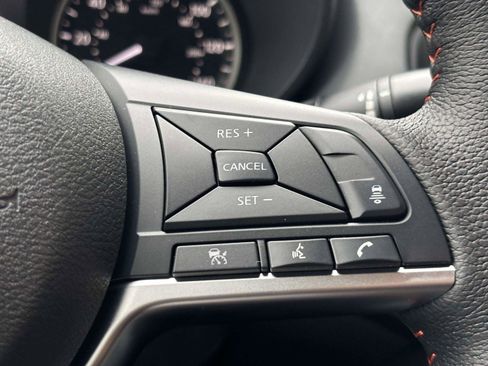 New 2025 Nissan Versa SR w/ Trunk Package FWD image 25