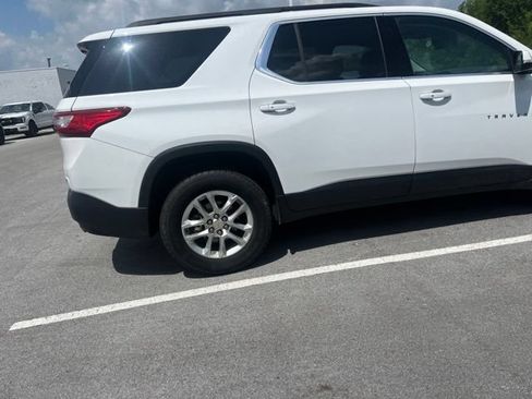 Used 2019 Chevrolet Traverse LT FWD image 9